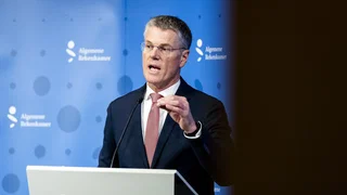 President Algemene Rekenkamer: 'Nederland is stil blijven staan'