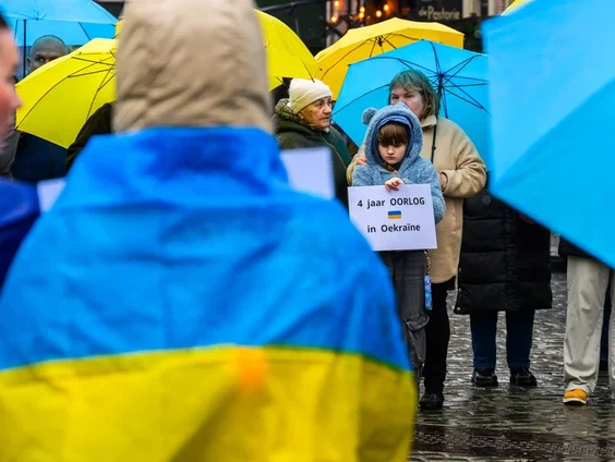 Grote gevolgen asielketen: asielaanvragen alle 140.000 Oekraïeners moeten alsnog behandeld worden