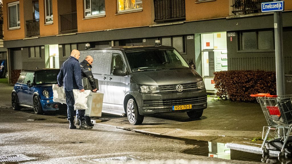 Hoe is het de ochtend na de aanhouding in de Rotterdamse wijk IJsselmonde?