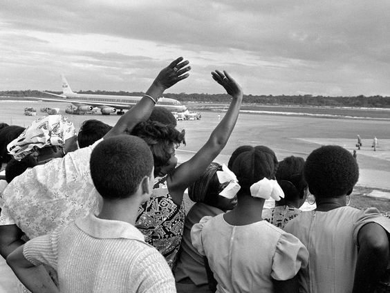 Groot feest in Suriname op het Onafhankelijkheidsplein: 50 jaar onafhankelijk van Nederland