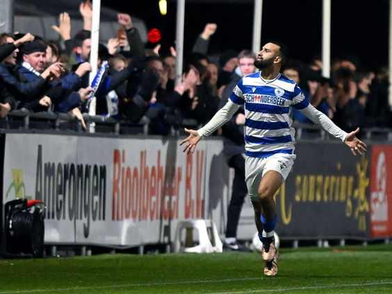 Hoe bestrijd je racisme op en rond het voetbalveld?