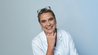 Straattandarts Didi Landman krijgt UvA-eredoctoraat