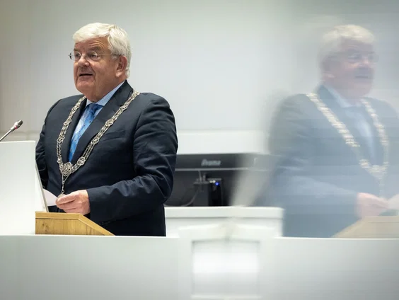 Oproep van acht burgemeesters om het Internationale Strafhof Den Haag te beschermen