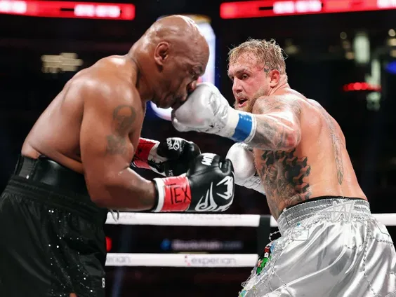 'Mike Tyson is geen schim van de bokser die hij ooit was'