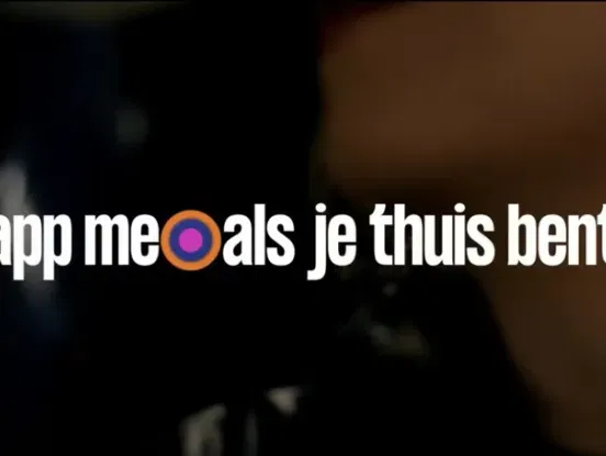 Vrouwen vertellen hun verhaal in 'App me als je thuis bent'