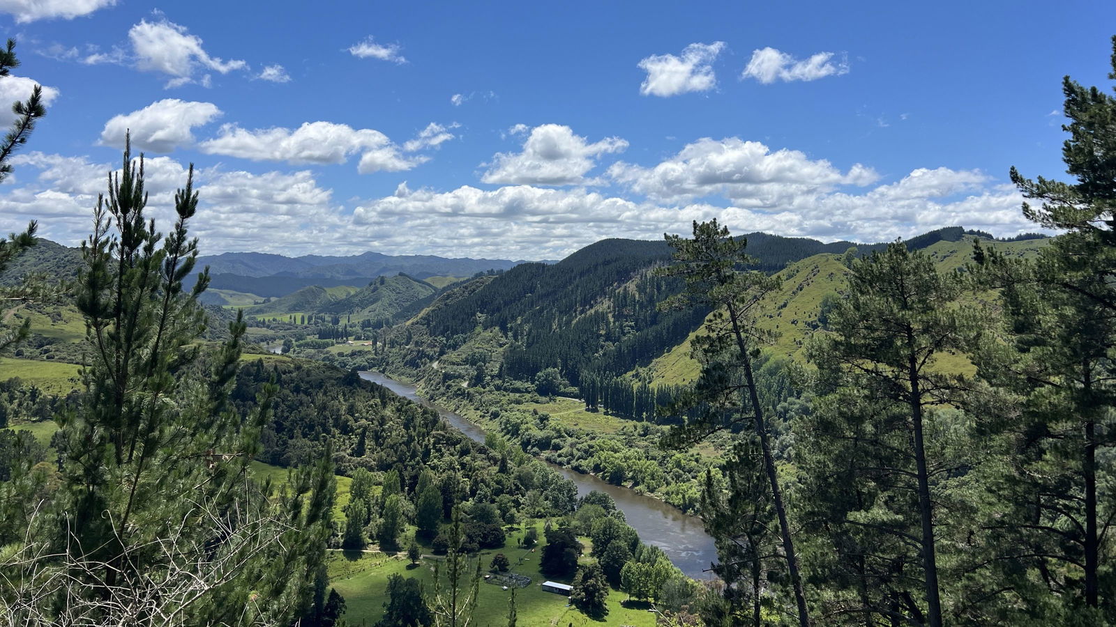 Als we goed voor ons land zorgen, hoeven we het ook niet te verdedigen