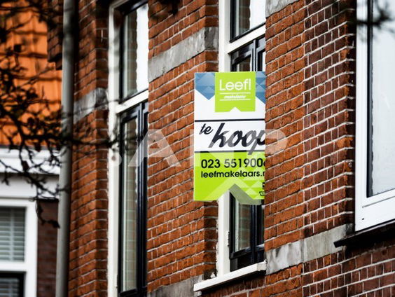 'In Hilversum staan duizend woningen leeg'