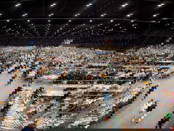 Vinyl-koorts in de Brabanthallen: Grootste platenbeurs ter wereld barst dit weekend los