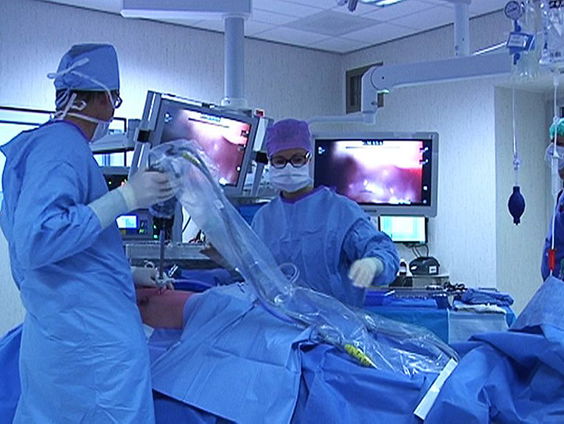 Amersfoorts ziekenhuis krijgt superslimme robot die helpt bij operaties