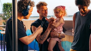 Paul interviewt Chef'Special op Concert at SEA 2026