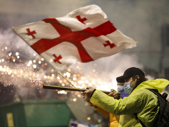 Waarom protesten in Georgië doen denken aan die in Oekraïne van 10 jaar geleden