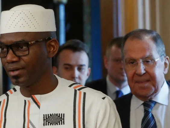 Nederlandse ambassadeur over aanvallen rebellen in Mali