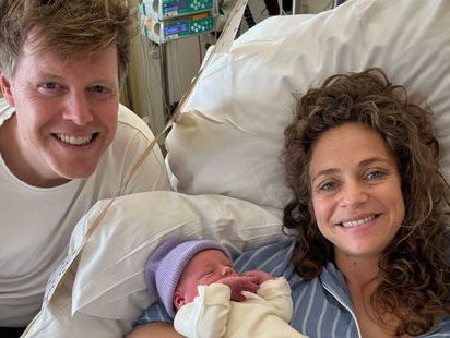 Lex Uiting verwelkomt pasgeboren zoon met speciaal lied