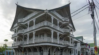Historische binnenstad van Paramaribo staat op de lijst van bedreigd wereld ...