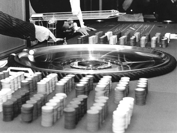 Cash, Golden Ten en ontvoeringen. De casinowereld van de jaren 80