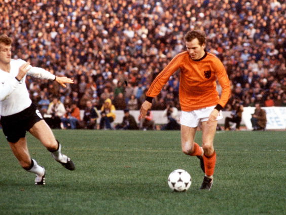 Andere Tijden Sport blikt in de aanloop naar het EK terug naar het dramatische toernooi in 1980