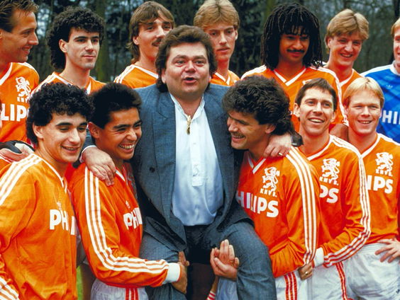 Hans van Hemert over Wij Houden Van Oranje