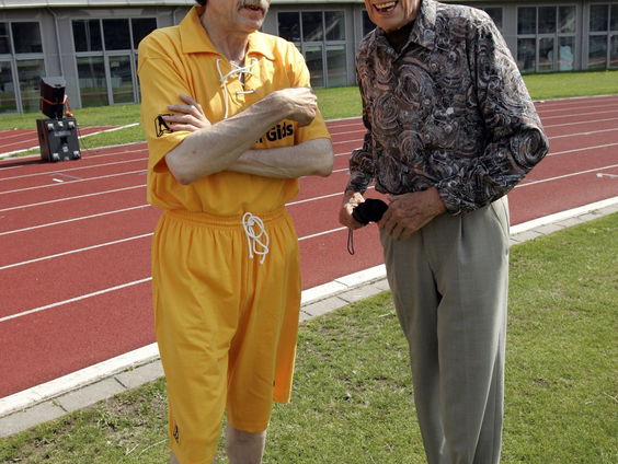 Terug naar Toen: voetbaltrainer Wiel Coerver overlijdt