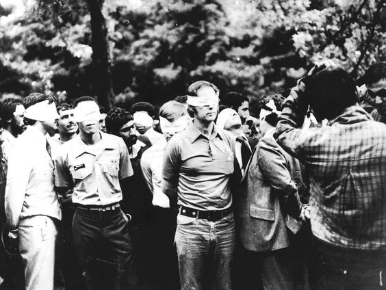 Terug naar Toen: Bezetting van de Amerikaanse ambassade in Teheran