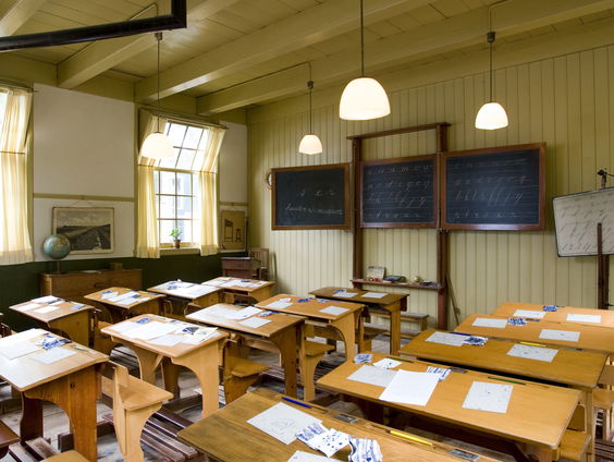 Terug naar Toen: Ontucht op school in Rijssen