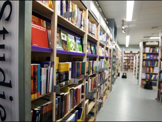 AI bedrijven kopen massaal tweedehands Nederlandstalige boeken in om taalmodellen te trainen