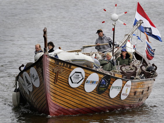 De Ijsstokjesboot