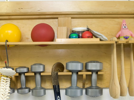 Leraren legen hun zakken om fatsoenlijk les te kunnen geven