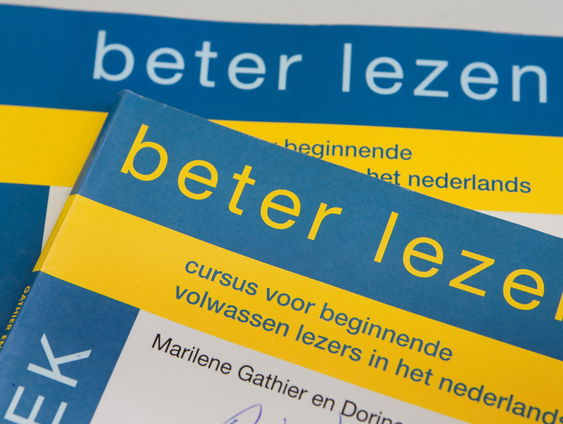 Tien mensen maken kans op de Taalheldenprijs 2025