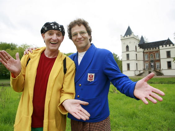 Ernst en Bobbie waarschuwen in nieuwe voorstelling ouders en kinderen voor sociale media