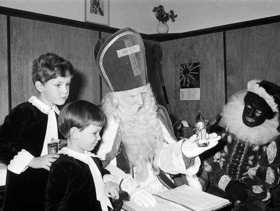 Wat maakt pakjesavond zo’n magisch moment?