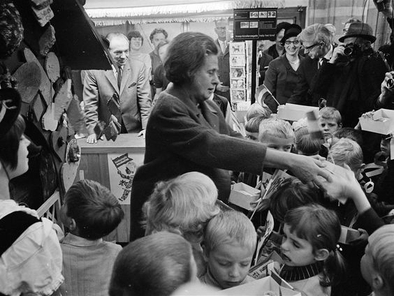 Stichting Kinderpostzegels bestaat 100 jaar!