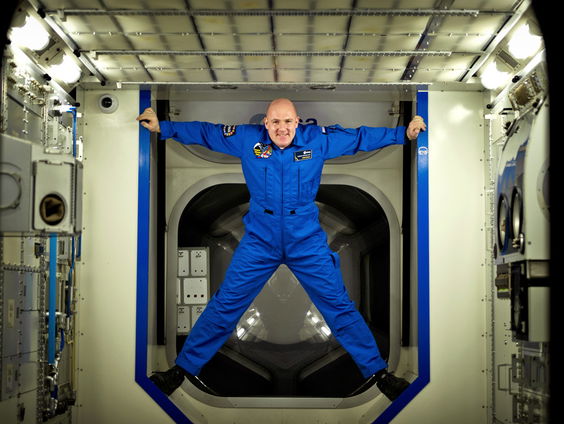 Van nu naar toen: André Kuipers opende de Top 2000 vanuit de ruimte