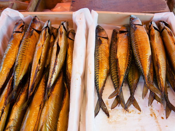 Vijswijzer kleurt rood: kunnen we nog wel makreel eten?