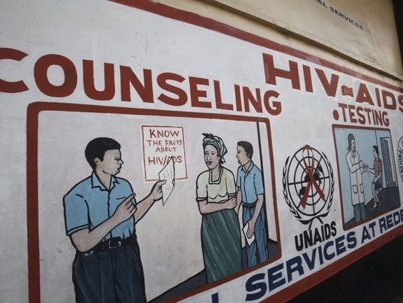 Aidsfonds voert actie tegen Amerikaanse bezuinigingen