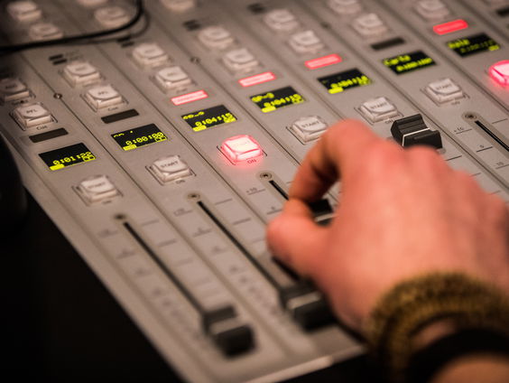 Veiling voor regionale FM-frequenties van start