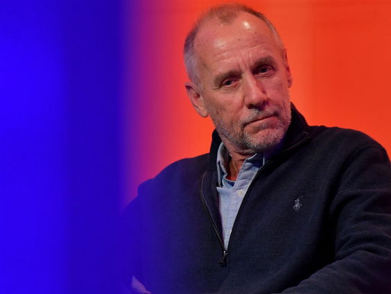 Buitenland Uitgelicht: Zweedse bestsellerschrijver Håkan Nesser moet gevangenis in