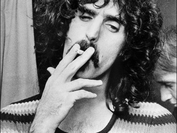 Terug Naar Toen: Frank Zappa overleden