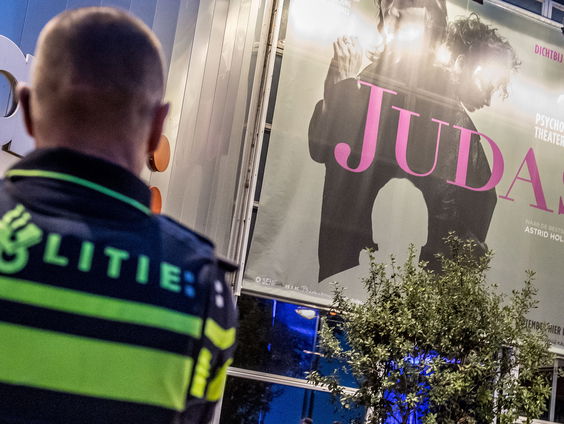 Hoe ziet het leven van Astrid Holleeder eruit?