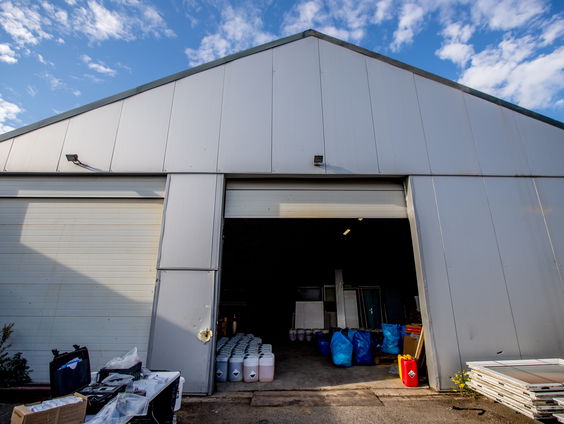 Eén op de tien boeren en tuinders uit midden en noord Nederland is de laatste jaren benaderd door criminelen