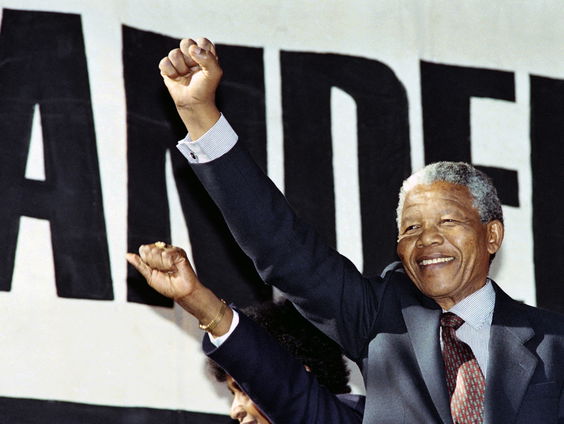 Wat is de positie van witte Afrikaner boeren, 35 jaar na de afschaffing van apartheid?