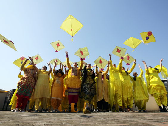 Waarom is vliegeren sinds kort verboden in de Pakistaanse provincie Punjab?