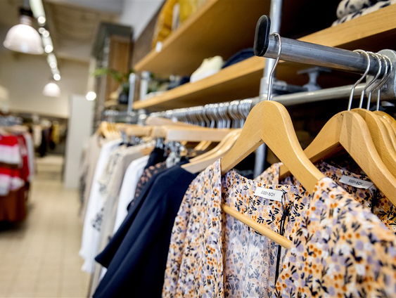 In deze pop-upwinkel in Tilburg halen ze geld op tegen zeldzame kankersoorten