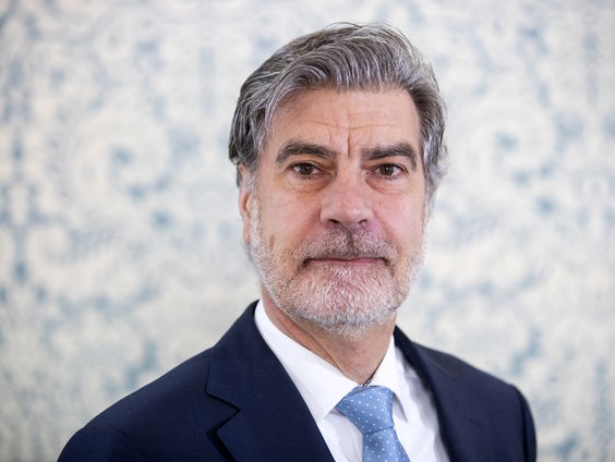 Waarom is de Belgische politie de kantoren van Europarlementarier Marcel de Graaff binnengevallen?