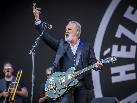 Jack Poels over zijn biografie 'De Zachte Zanger'