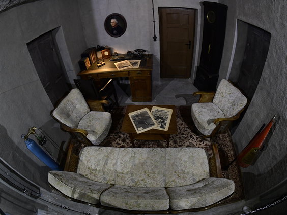 Verontwaardiging over stiekeme sloop Führerbunker (bringen Sie mir Fegelein)