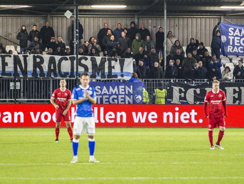 Stand.nl: 'Racisme in het voetbal moet veel zwaarder worden bestraft'