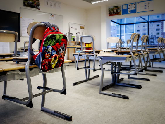 Hoe gaan scholen met het lerarentekort om?