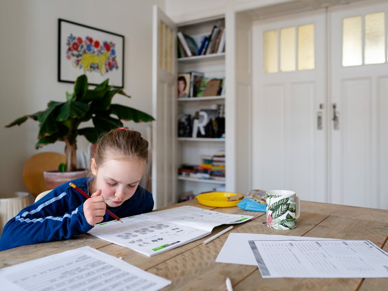 Thuisonderwijs onder druk: erkennen of handhaven?