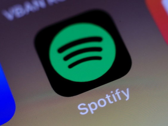 Stand.nl: 'AI moet uit de muziek geweerd worden'