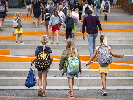 Dorpsschool in Grootschermer blijft door eigen initiatief bestaan